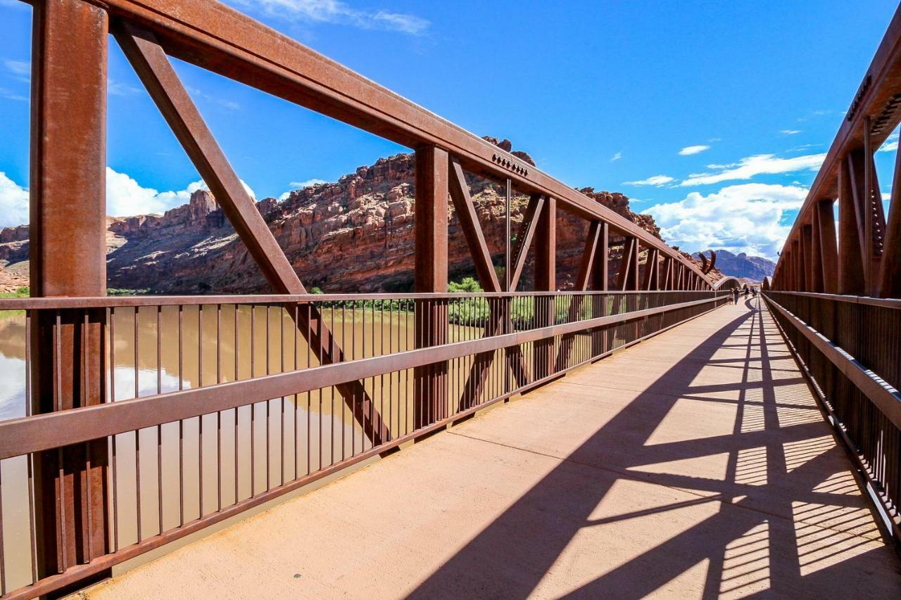 Creekside Cowa-Bungalow! Otel Moab Dış mekan fotoğraf